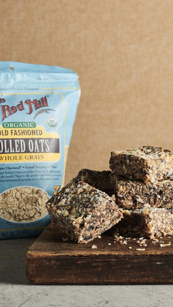 Bob's Red Mill Organic Old Fashioned Rolled Oats, 32oz (Pack of 1) - Non GMO, Whole Grain, Vegan, Kosher - Image 3
